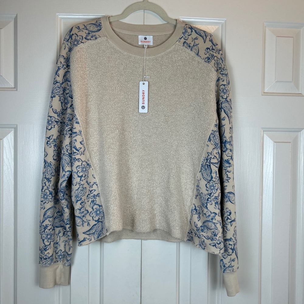 NWT Sundry Sherpa Floral Sweatshirt